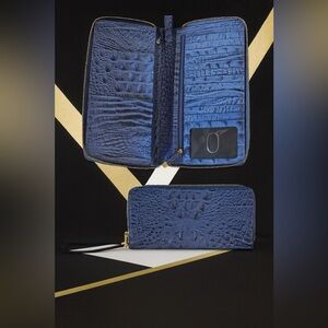 Brahmin Melbourne Skyler Clutch - Blue Serenade